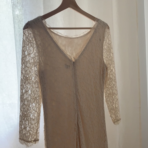 Aritzia Rafael Lace Dress in cream. Size 6. - Picture 2 of 5